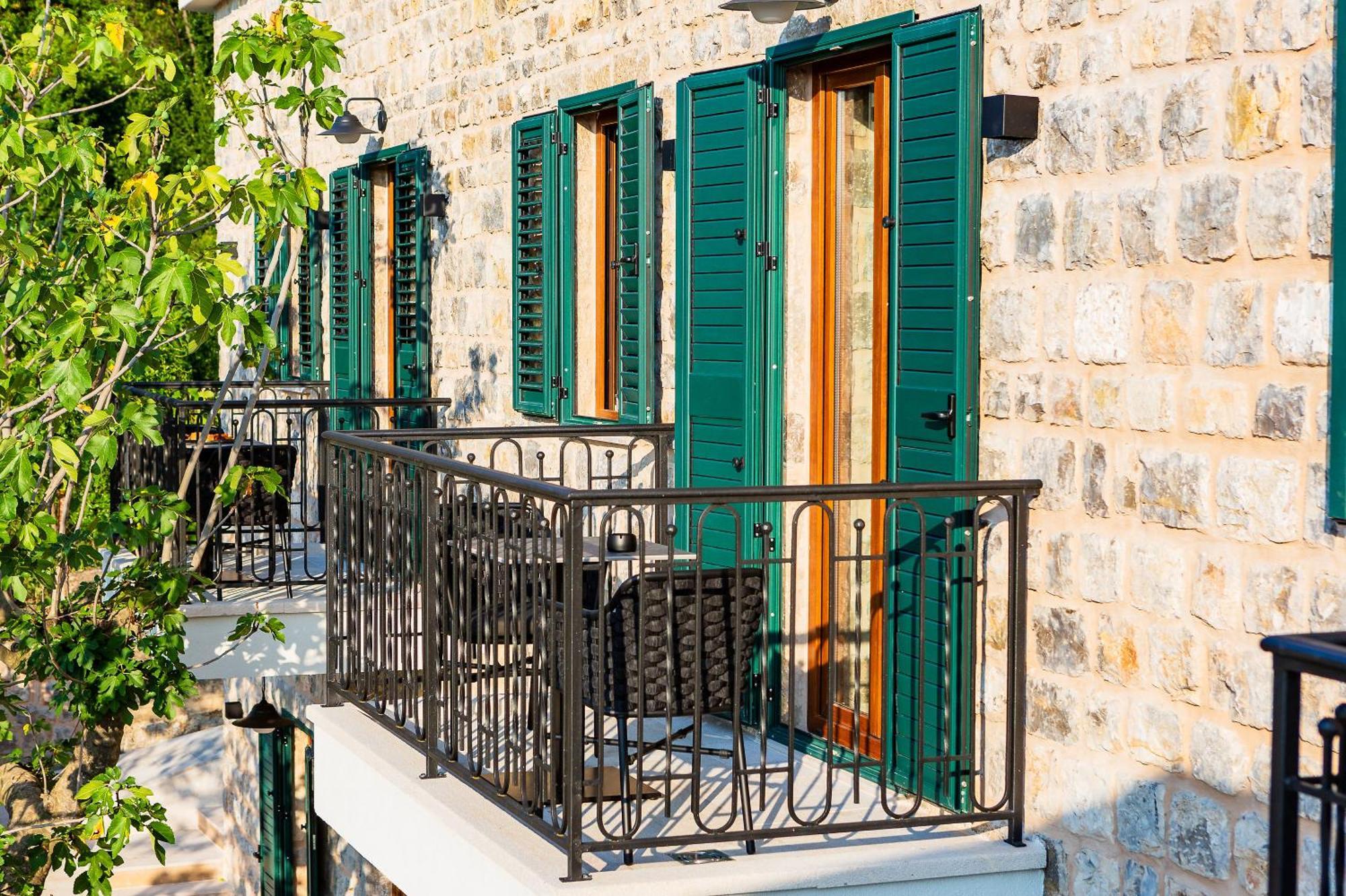 Boutique Ruzmarin & Garden By Aycon Budva