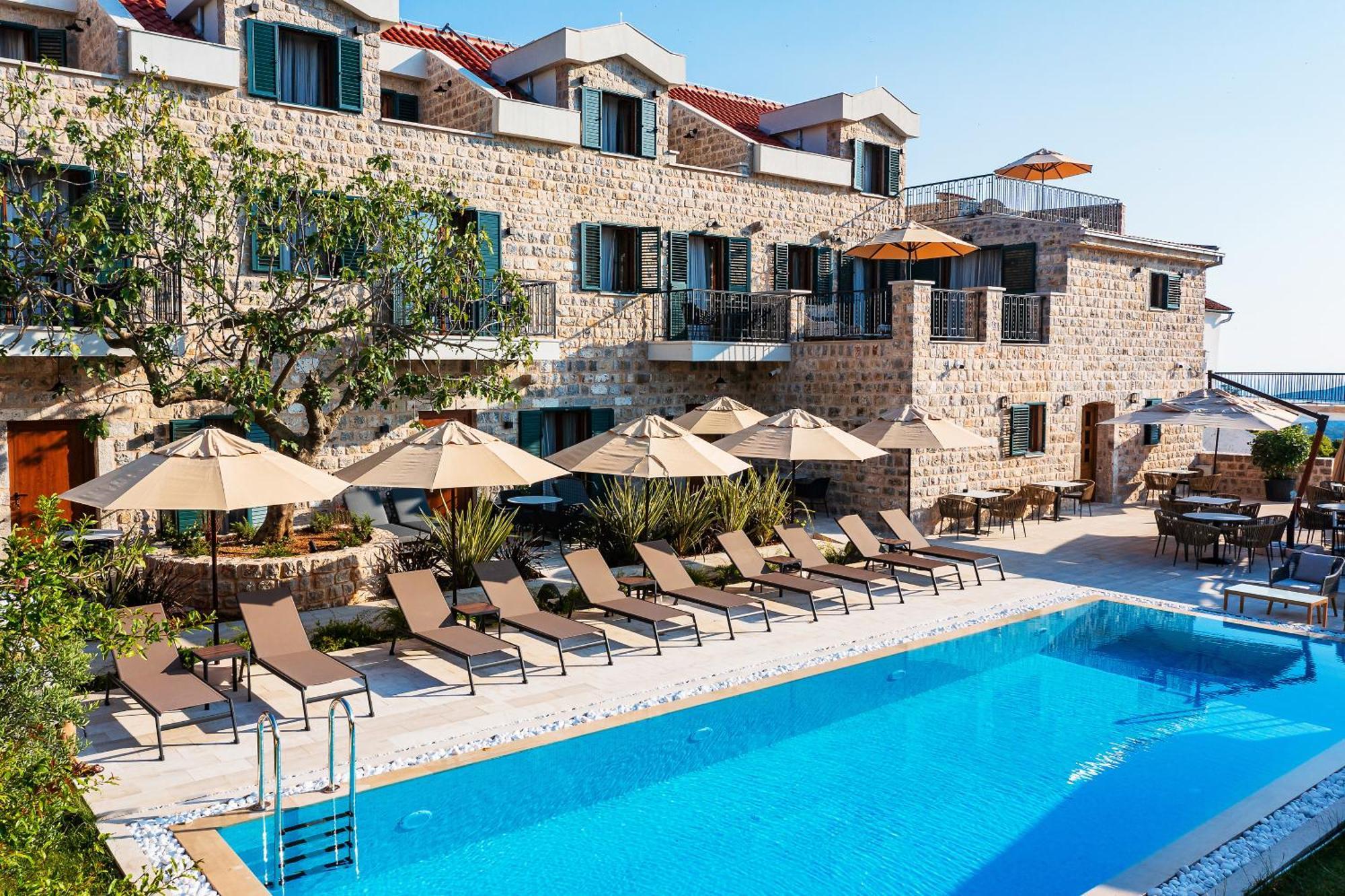 Boutique Ruzmarin & Garden By Aycon 4* Budva
