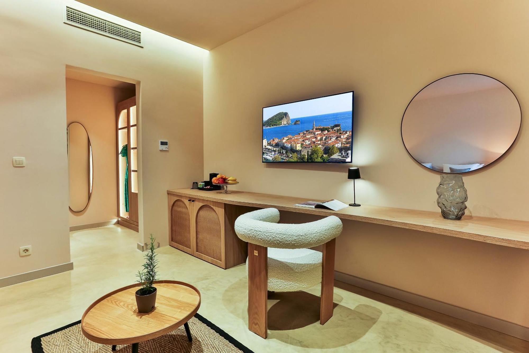 Boutique Ruzmarin & Garden By Aycon Budva