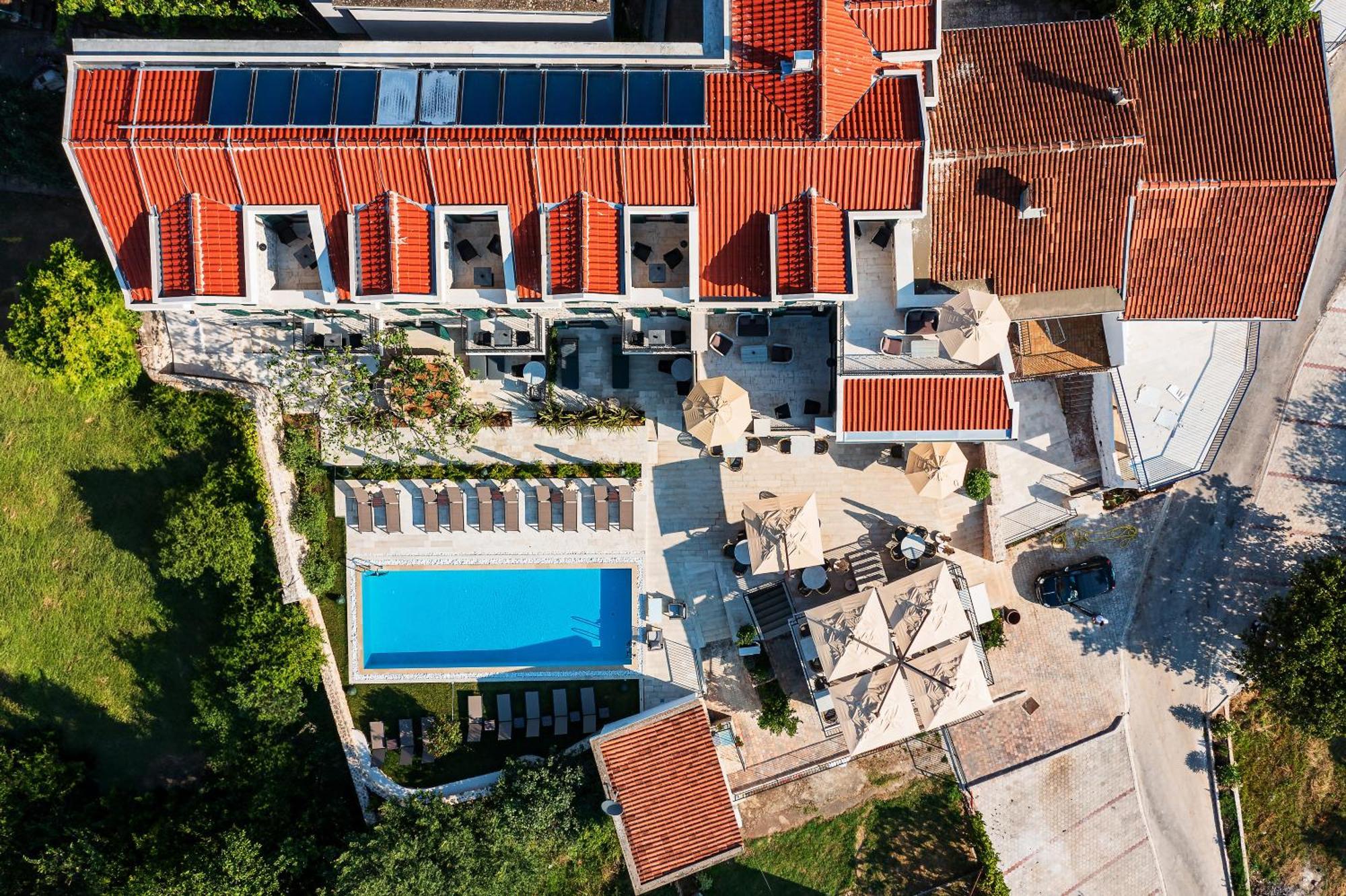 Boutique Ruzmarin & Garden By Aycon Budva