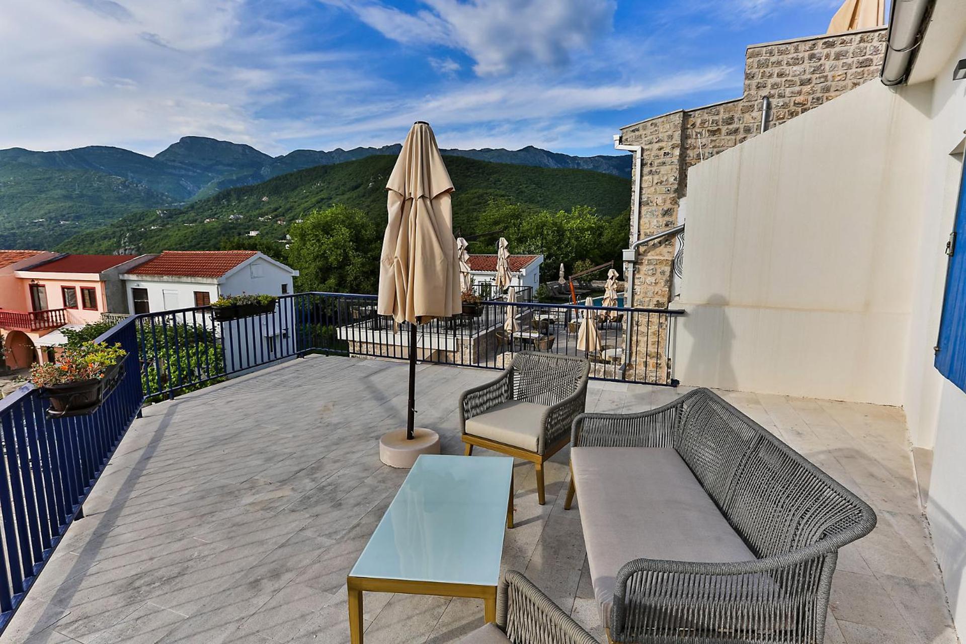 Boutique Ruzmarin & Garden By Aycon Hotel